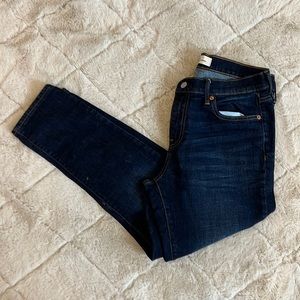 GAP BEST GIRLFRIEND JEANS SIZE 30